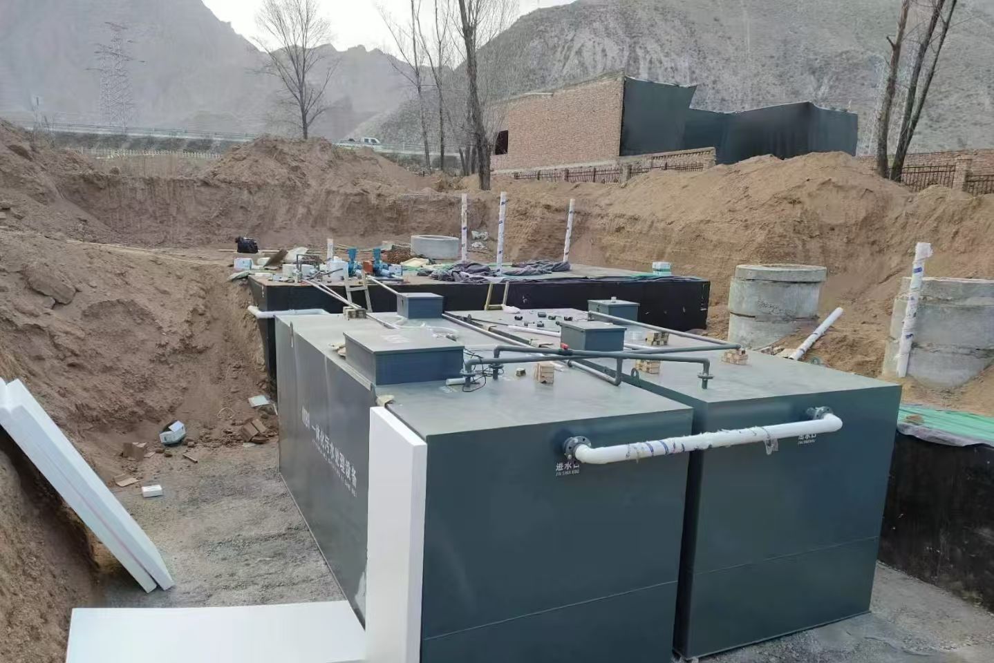 洛隆一体化污水处理设备